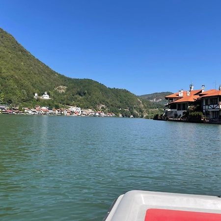 Vila Oaza - Zvornicko Jezero Zvornik Exterior photo